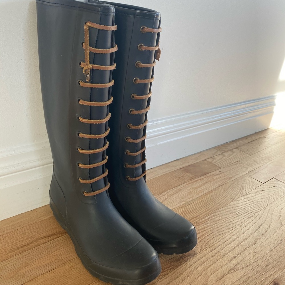 Lucky brand rain boots
